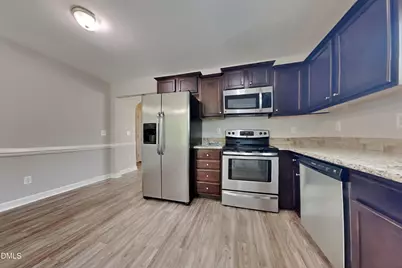 139 Parkers Pointe Drive, Benson, NC 27504 - Photo 6