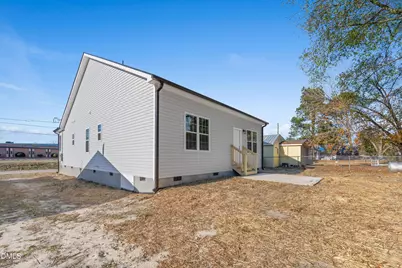 608 S Goldsboro Street, Fremont, NC 27830 - Photo 4