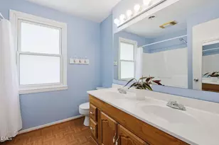 304 Plum Ln, Chapel Hill, NC 27517 - Photo 20
