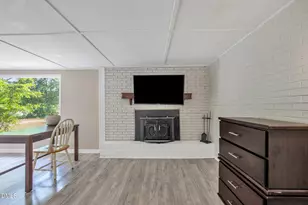 2439 George Owen Rd, Fayetteville, NC 28306 - Photo 16