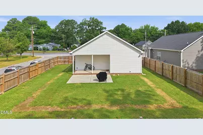 709 S Pollock Street, Selma, NC 27576 - Photo 28