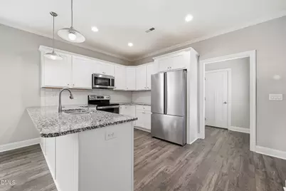 709 S Pollock Street, Selma, NC 27576 - Photo 14