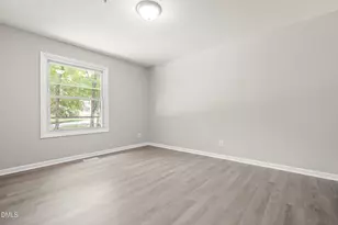 809 Royal Oaks Dr, Durham, NC 27712 - Photo 22