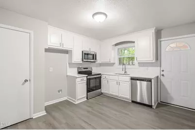 809 Royal Oaks Drive, Durham, NC 27712 - Photo 14