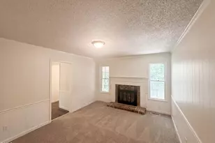 6641 Lynndale Dr, Raleigh, NC 27612 - Photo 2