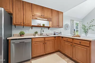 6420 Silver Spring Court, Willow Springs, NC 27592 - Photo 8