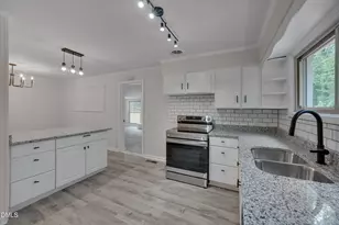 717 Crosby Rd, Durham, NC 27704 - Photo 14