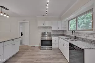 717 Crosby Rd, Durham, NC 27704 - Photo 12
