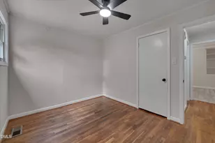 717 Crosby Rd, Durham, NC 27704 - Photo 24
