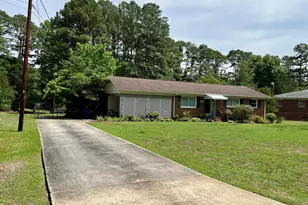 3712 Rivermont Rd, Durham, NC 27712 - Photo 2