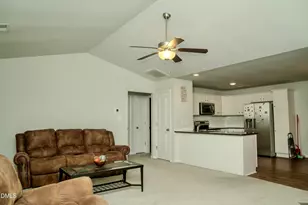 79 Beaver Tavern Dr, Benson, NC 27504 - Photo 4