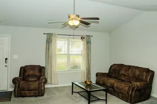 79 Beaver Tavern Dr, Benson, NC 27504 - Photo 10