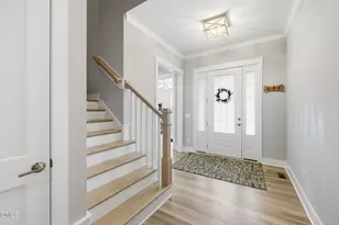 129 Treeline Ct, Holly Springs, NC 27540 - Photo 8