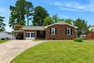 702 Crestview Ave SW, Wilson, NC 27893 - Photo 1