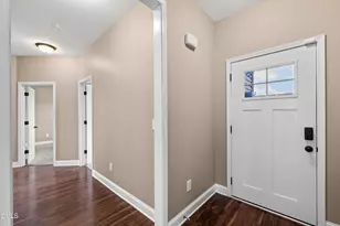 319 Fairfax Dr, Sanford, NC 27332 - Photo 6