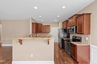 319 Fairfax Dr, Sanford, NC 27332 - Photo 12