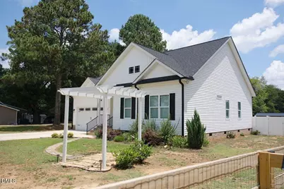 1004 Butler Drive, Erwin, NC 28339 - Photo 2