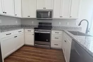 1004 Butler Dr, Erwin, NC 28339 - Photo 8