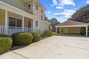 207 N Hopkins Ave, Spring Hope, NC 27882 - Photo 2