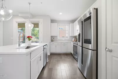 2430 Campus Shore Drive #104, Raleigh, NC 27606 - Photo 6