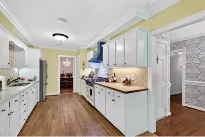 1000 Blenheim Drive, Raleigh, NC 27612 - Photo 18