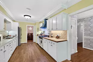 1000 Blenheim Dr, Raleigh, NC 27612 - Photo 18