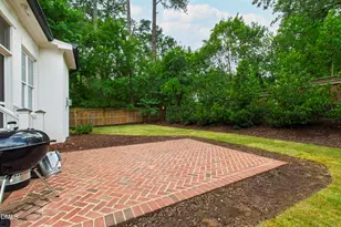 911 Canterbury Rd, Raleigh, NC 27607 - Photo 56