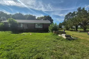 4558 Swift Creek School Rd, Whitakers, NC 27891 - Photo 2