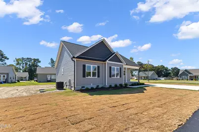 928 Micro Road W, Selma, NC 27576 - Photo 2