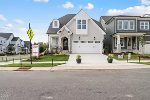 809 Lunar Light Dr, Wendell, NC 27591 - Photo 2
