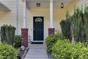 138 Cline Falls Dr, Holly Springs, NC 27540 - Photo 2
