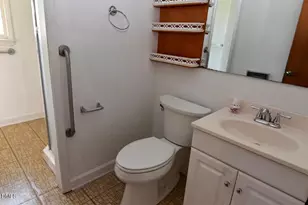 205 W B St, Erwin, NC 28339 - Photo 12