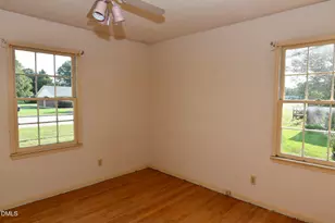 205 W B St, Erwin, NC 28339 - Photo 10