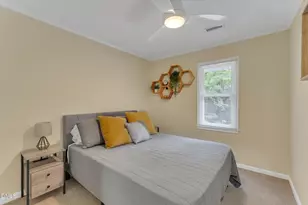 918 Hampshire Ct, Cary, NC 27511 - Photo 18