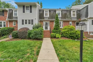 918 Hampshire Ct, Cary, NC 27511 - Photo 1