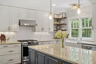 2718 Wayland Dr, Raleigh, NC 27608 - Photo 10