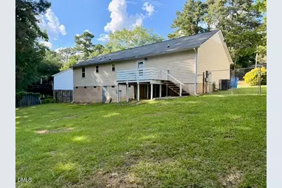 9315 Castle Falls Circle, Fayetteville, NC 28314 - Photo 32