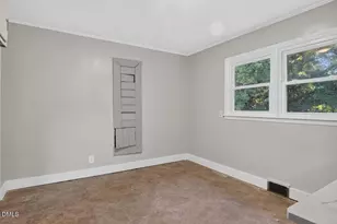 921 Patton Cir, Henderson, NC 27536 - Photo 10