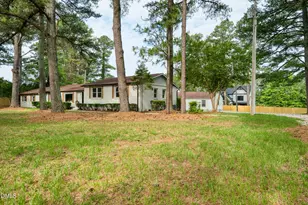 617 Richardson Rd, Zebulon, NC 27597 - Photo 2