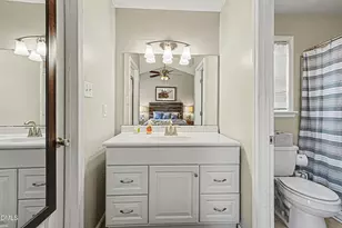 1028 Forest Glen Dr, Raleigh, NC 27603 - Photo 20