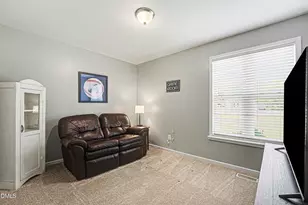 1028 Forest Glen Dr, Raleigh, NC 27603 - Photo 18