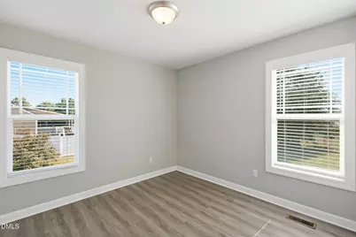 140 Trail Ridge Drive, Benson, NC 27504 - Photo 14