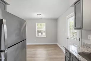 1015 Fairview St, Durham, NC 27707 - Photo 14
