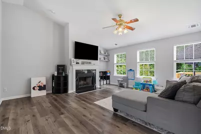 405 Dogwood Creek Place, Fuquay-Varina, NC 27526 - Photo 4