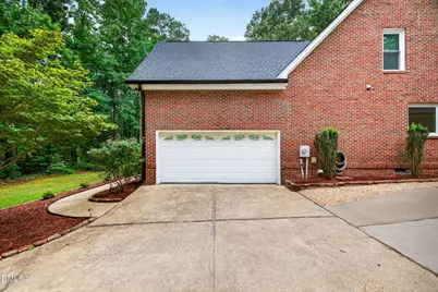 1205 Urania Drive, Raleigh, NC 27603 - Photo 32
