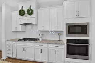 4454 Benton Ml Dr, Fuquay Varina, NC 27526 - Photo 10