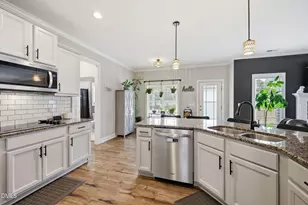124 Shady Oaks Dr, Benson, NC 27504 - Photo 12