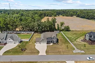 90 Lane Farms Wy, Holly Springs, NC 27540 - Photo 36