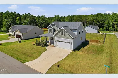 16 Sagebrook Court, Zebulon, NC 27597 - Photo 2