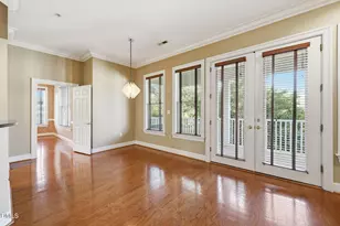 2801 Glenwood Gardens Ln, Raleigh, NC 27608 - Photo 6
